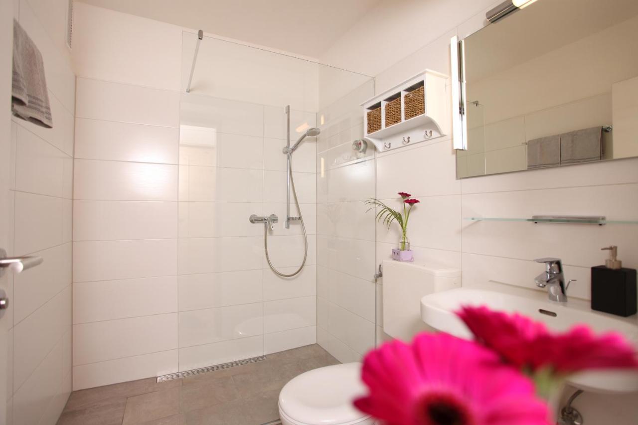 #Demmi'S Zirbenstube Apartamento Altstadten Exterior foto