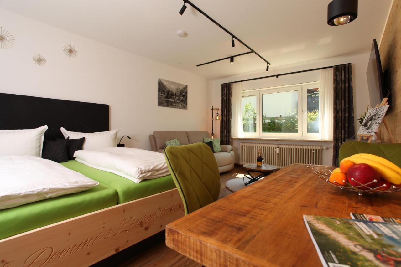 #Demmi'S Zirbenstube Apartamento Altstadten Exterior foto