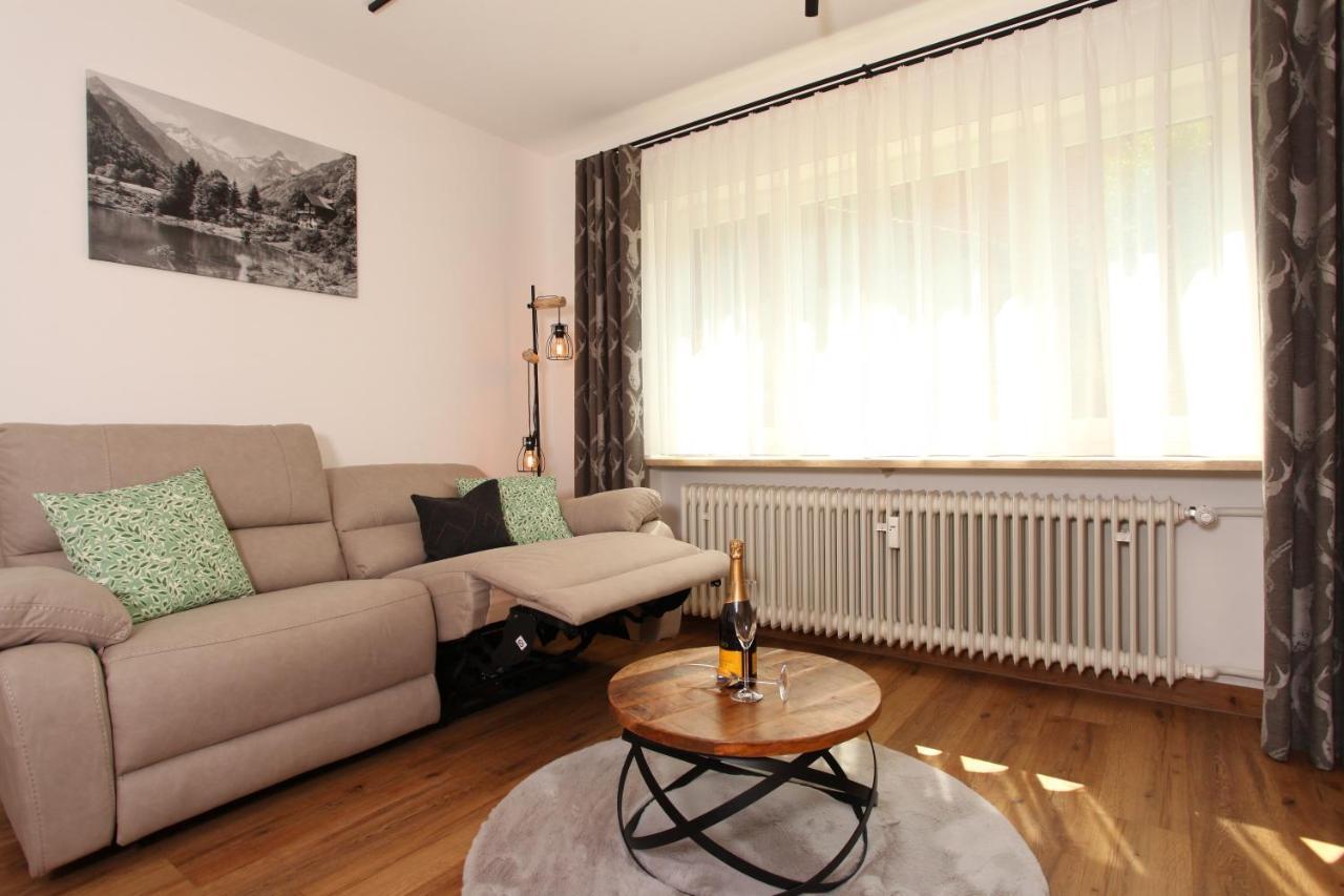 #Demmi'S Zirbenstube Apartamento Altstadten Exterior foto